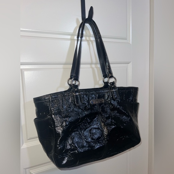 COACH Black Leather Medium Sized Tote Purse - Picture 9 of 13